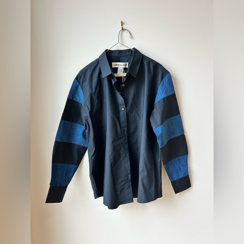 Men’s blue button up dress shirt